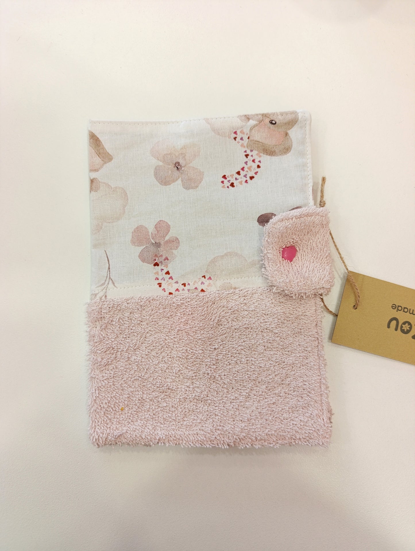 Χειροποίητη θήκη βιβλιαρίου υγείας παιδιού