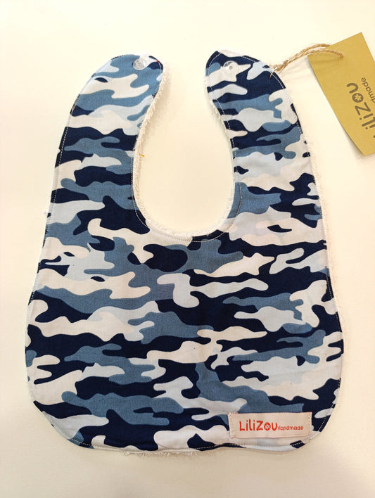 Χειροποίητη σαλιάρα ΠΑΡΑΛΛΑΓΗ ΜΠΛΕ