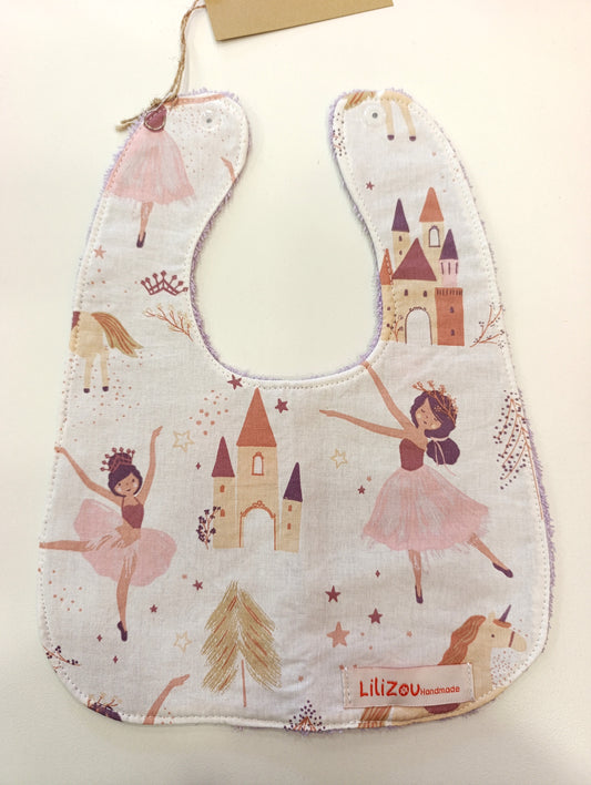 Χειροποίητη σαλιάρα ΜΠΑΛΑΡΙΝΕΣ ΣΤΟ ΔΑΣΟΣ