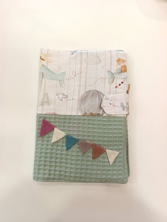 Χειροποίητη θήκη βιβλιαρίου υγείας παιδιού